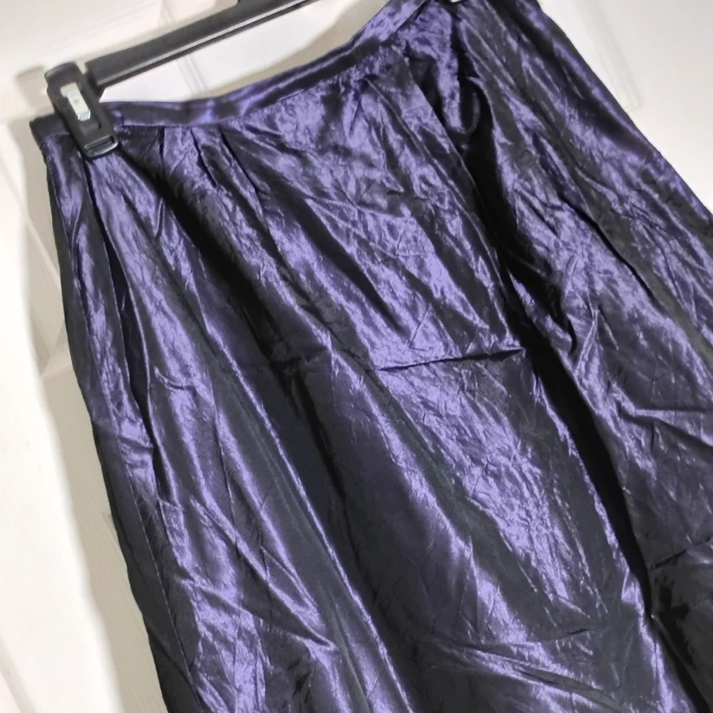 Vtg BCBG MAXAZRIA Shiny Purple Maxi Skirt Women's Size 8